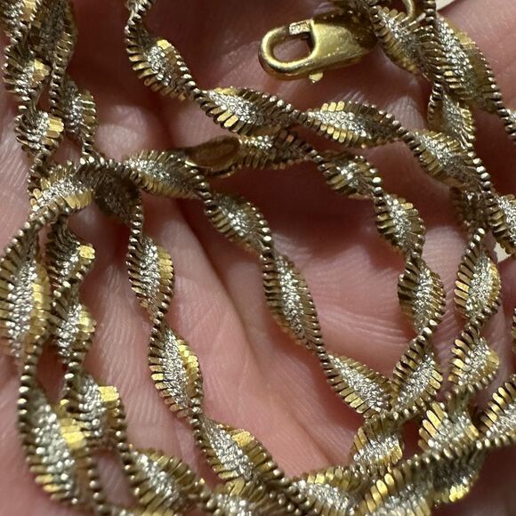 Italian 925 Sterling Silver & Gold-Tone Twisted Rope Chain – 18.5” - Picture 17 of 17